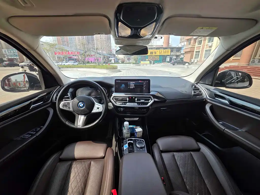 BMW BMW iX3 2024 Leading Edition 2024 - thumbnail 9