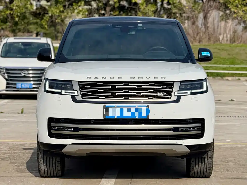 Land Rover Range Rover 2024 3.0 L6 400PS Vogue Long Wheelbase 7-Seat 2024