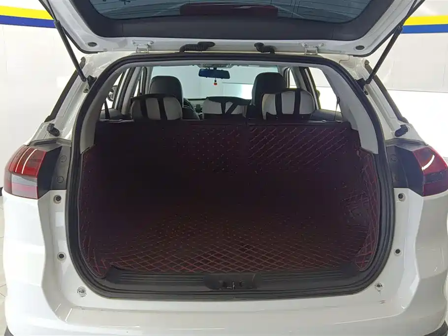 Geely Auto Emgrand 2022 1.8TD DCT Smart Elegant 2023 - thumbnail 4