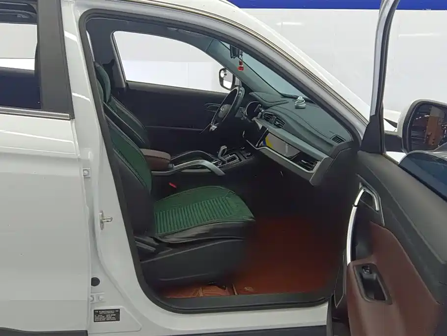 Geely Auto Emgrand 2022 1.8TD DCT Smart Elegant 2023 - thumbnail 8