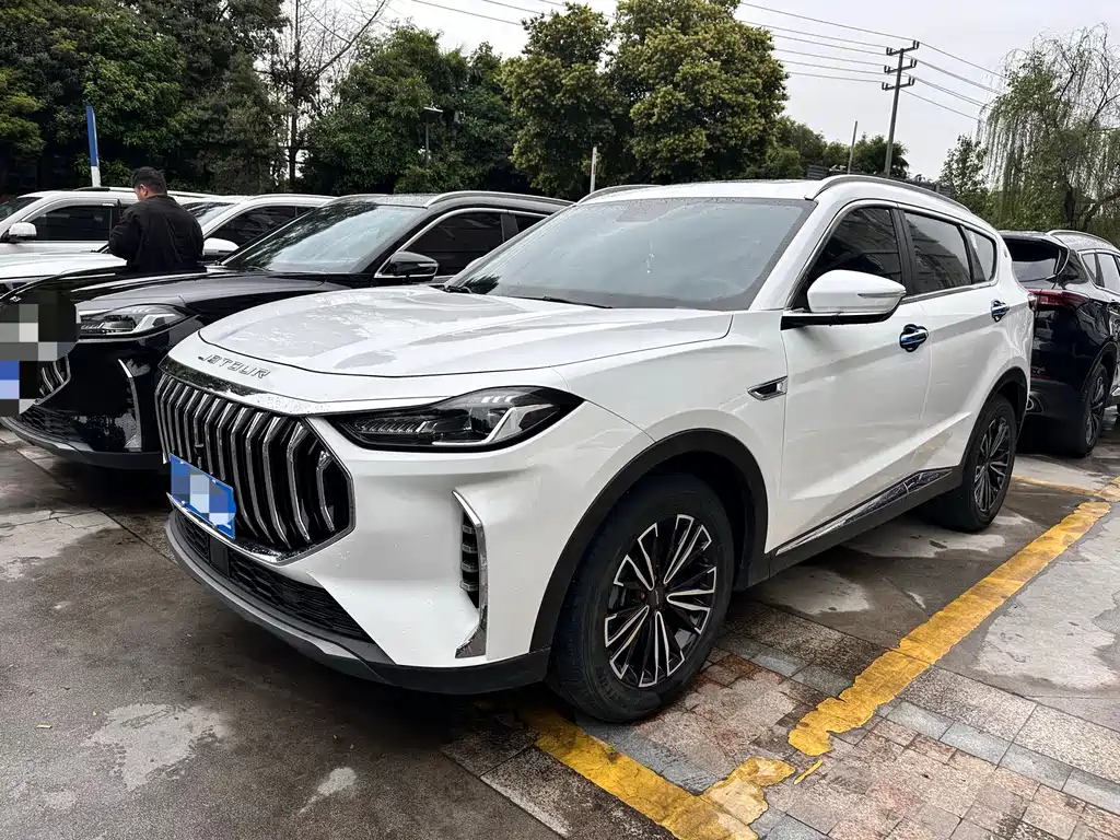 Jetour Jetour X70 Plus 2023 1.5T Manual Hero PRO 5-seat 2023