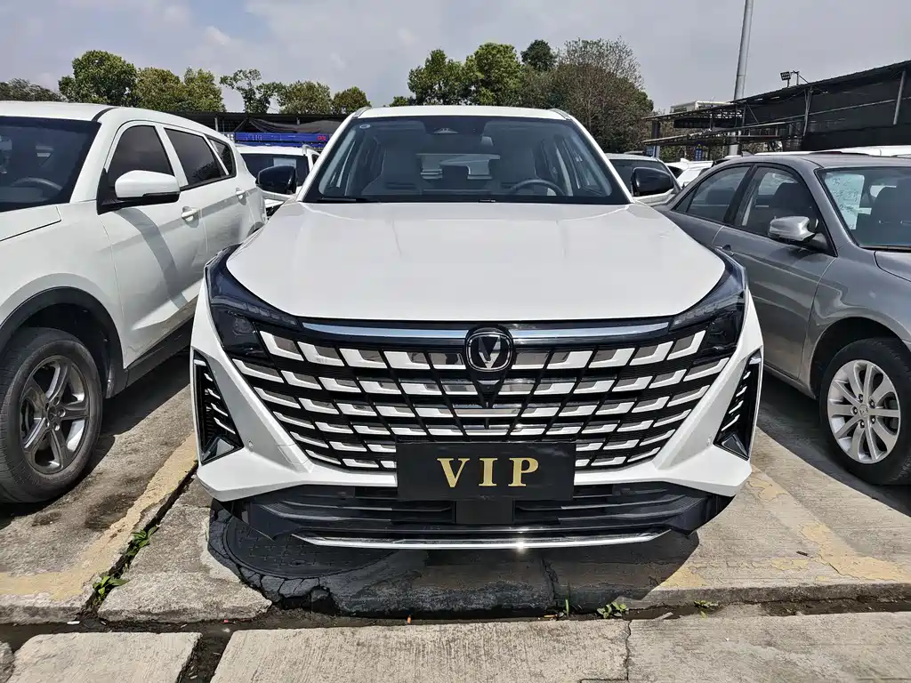 Changan Changan UNI-Z 2025 1.5T Dragon Edition 2024 - thumbnail 2