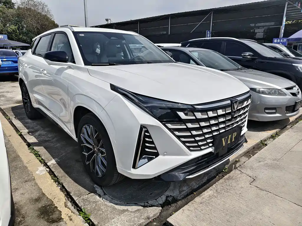 Changan Changan UNI-Z 2025 1.5T Dragon Edition 2024 - thumbnail 3
