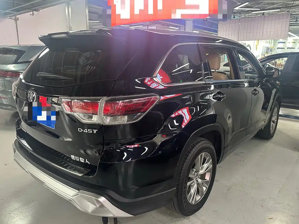 Toyota Highlander 2015 2.0T 2WD LE 5-seats 2016 - thumbnail 3