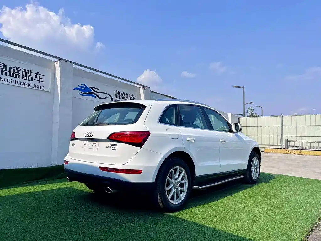 Audi Audi Q5 2013 40 TFSI Technology Edition 2014 - thumbnail 4