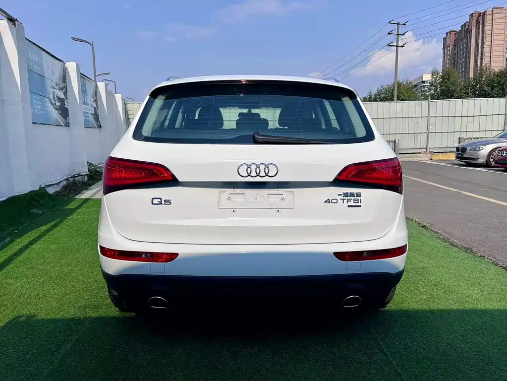 Audi Audi Q5 2013 40 TFSI Technology Edition 2014 - thumbnail 5