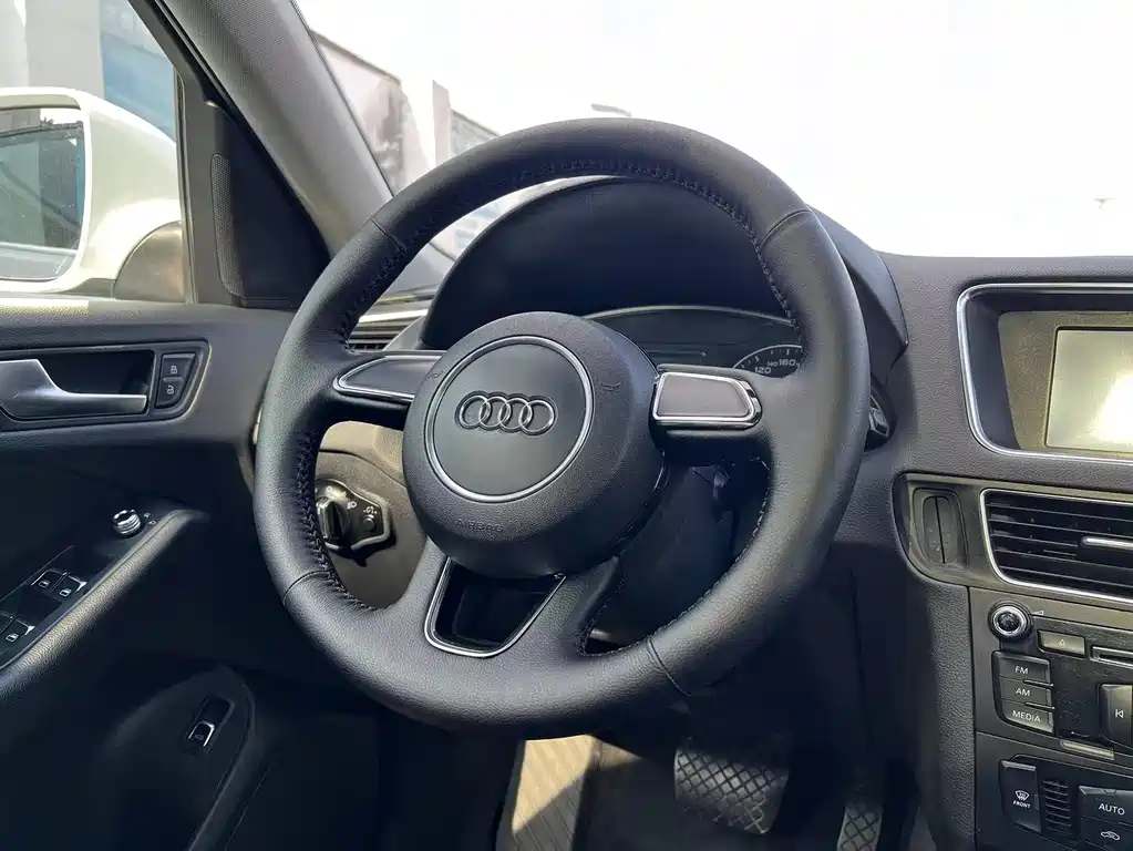 Audi Audi Q5 2013 40 TFSI Technology Edition 2014 - thumbnail 12
