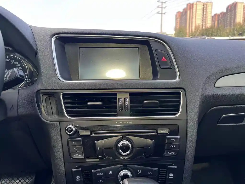 Audi Audi Q5 2013 40 TFSI Technology Edition 2014 - thumbnail 13