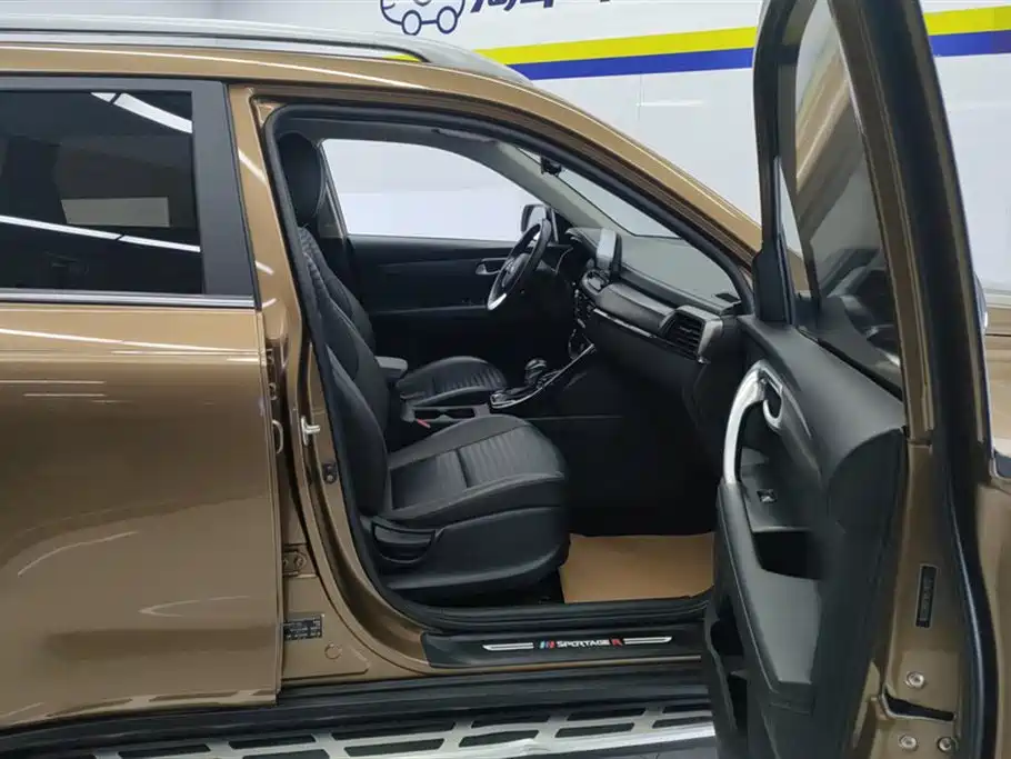 Kia Sportage 2018 2.0L Automatic Luxury Plus Edition国V 2019 - thumbnail 8