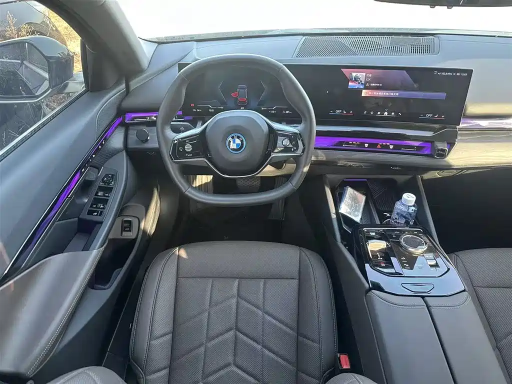 BMW BMW i5 2024 eDrive 35L M Sport Package 2024 - thumbnail 7