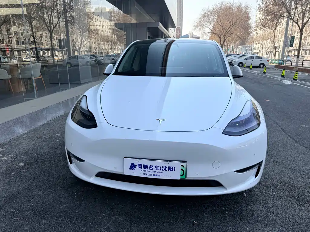 Tesla Model Y 2023 Performance All-Wheel Drive 2022 - thumbnail 2