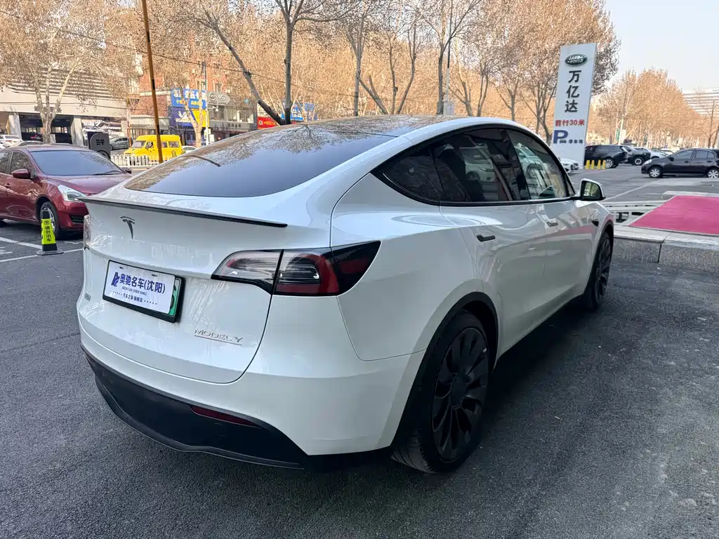Tesla Model Y 2023 Performance All-Wheel Drive 2022 - thumbnail 13