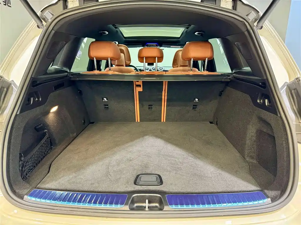 Mercedes-Benz Mercedes-Benz GLC 2025 GLC 260 L 4MATIC Luxury Edition 2025 - thumbnail 12