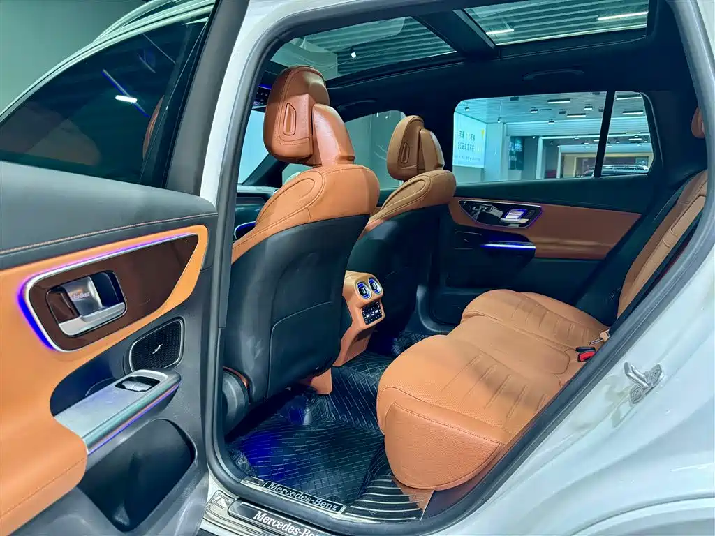 Mercedes-Benz Mercedes-Benz GLC 2025 GLC 260 L 4MATIC Luxury Edition 2025 - thumbnail 26