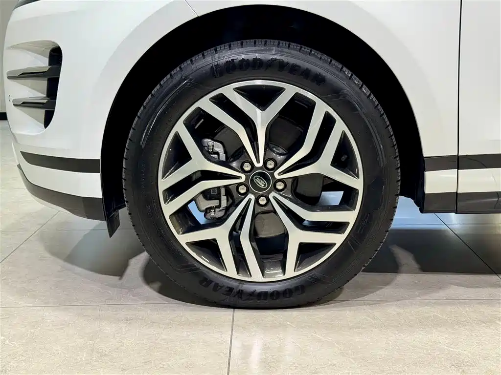 Land Rover Range Rover Evoque 2024 Range Rover Evoque L SE Prestige Light Edition 2024 - thumbnail 10