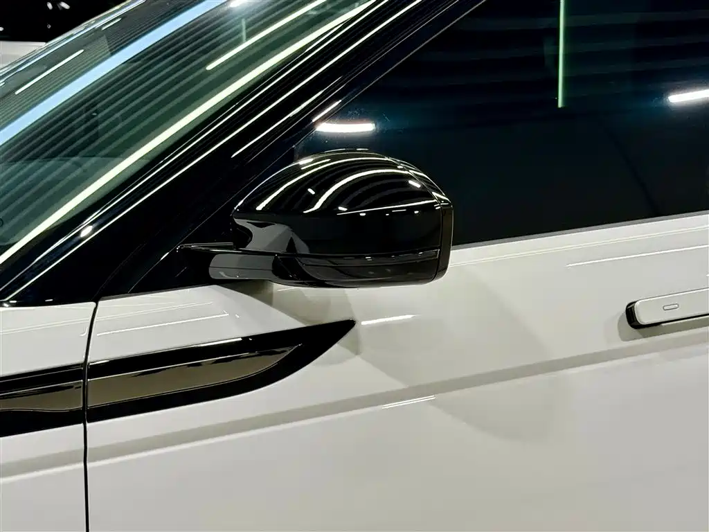 Land Rover Range Rover Evoque 2024 Range Rover Evoque L SE Prestige Light Edition 2024 - thumbnail 13