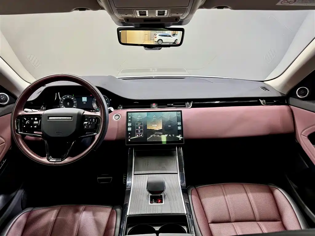 Land Rover Range Rover Evoque 2024 Range Rover Evoque L SE Prestige Light Edition 2024 - thumbnail 15