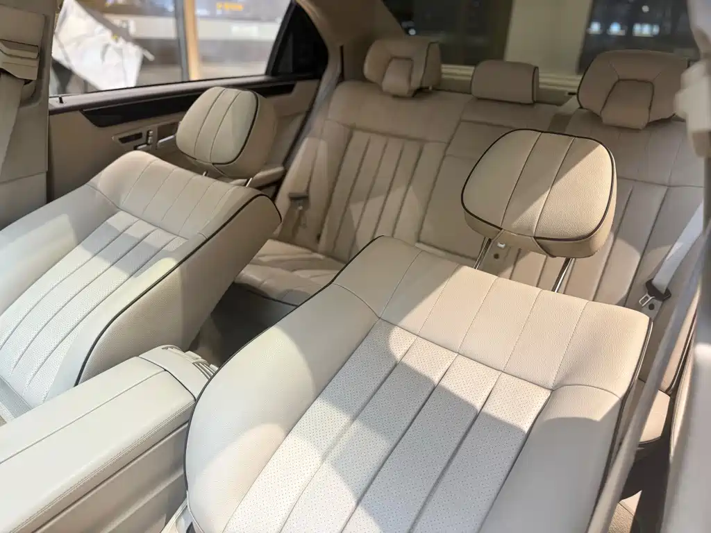 Mercedes-Benz Mercedes-Benz E-Class 2015 E 260 L Sport 2014 - thumbnail 13