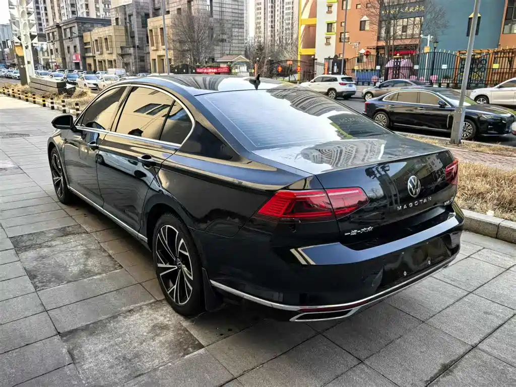 Volkswagen Magotan 2020 330TSI DSG Luxury Edition 2021 - thumbnail 5
