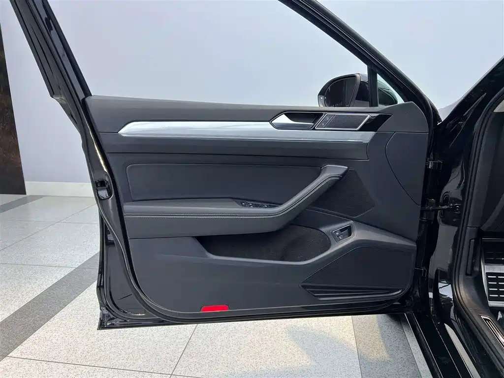 Volkswagen Volkswagen Magotan GTE Plug-in Hybrid 2022 GTE Luxury Edition 2023 - thumbnail 22