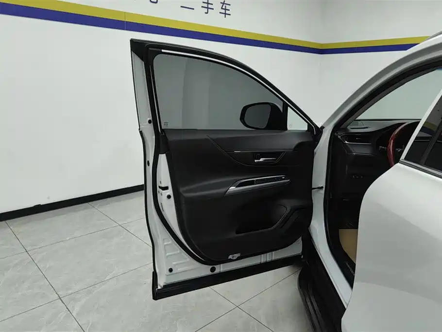 Toyota Lingfang HARRIER 2022 2.0L CVT FWD Advanced Edition 2023 - thumbnail 6