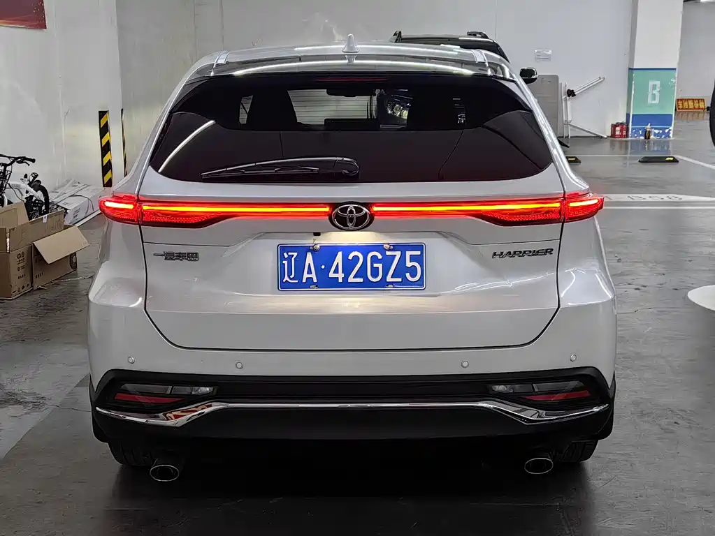 Toyota Lingfang HARRIER 2022 2.0L CVT FWD Luxury Edition 2022 - thumbnail 4