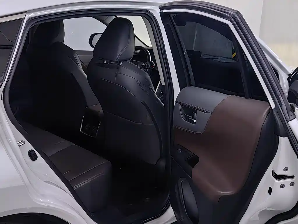 Toyota Lingfang HARRIER 2022 2.0L CVT FWD Luxury Edition 2022 - thumbnail 7