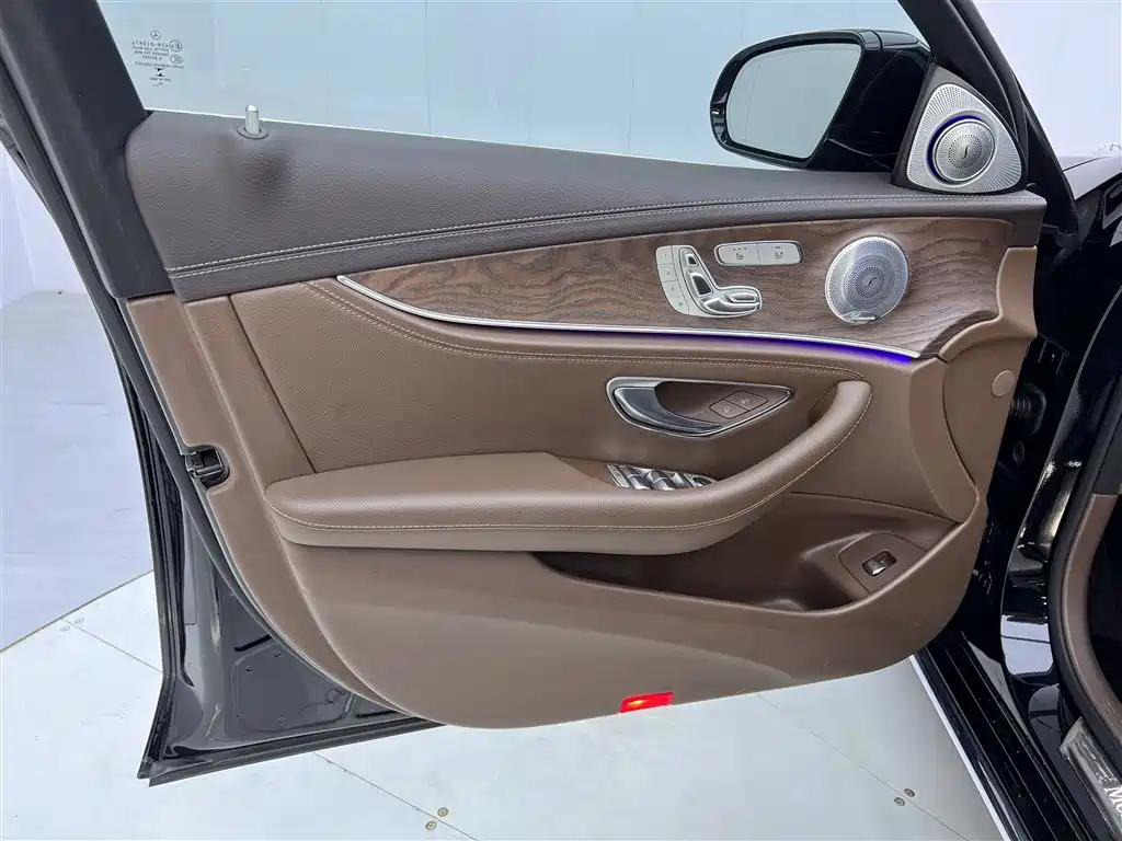 Mercedes-Benz Mercedes-Benz E-Class 2020 E 300 L Luxury Model 2020 - thumbnail 17