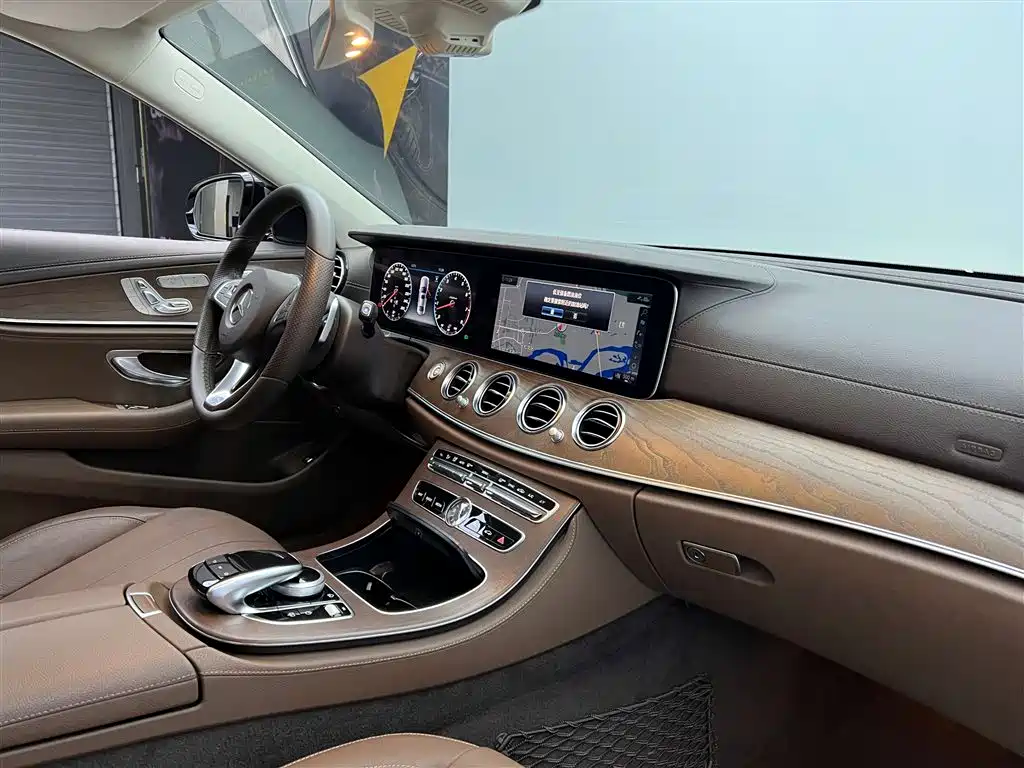 Mercedes-Benz Mercedes-Benz E-Class 2018 E 320 L 4MATIC 2018 - thumbnail 20