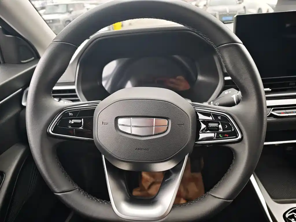 Geely Auto Geely Emgrand 2023 4th Generation Champion Edition 1.5L CVT Luxury Model 2024 - thumbnail 7