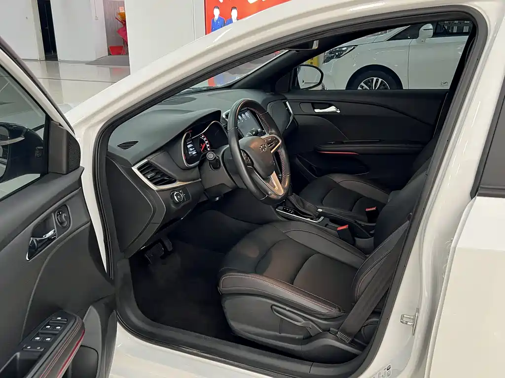 Chevrolet Chevrolet Cruze 2022 Mild Hybrid RS 330T Automatic Comfort Edition 2022 - thumbnail 6
