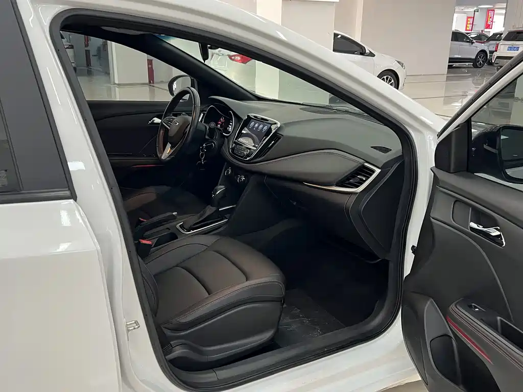 Chevrolet Chevrolet Cruze 2022 Mild Hybrid RS 330T Automatic Comfort Edition 2022 - thumbnail 8
