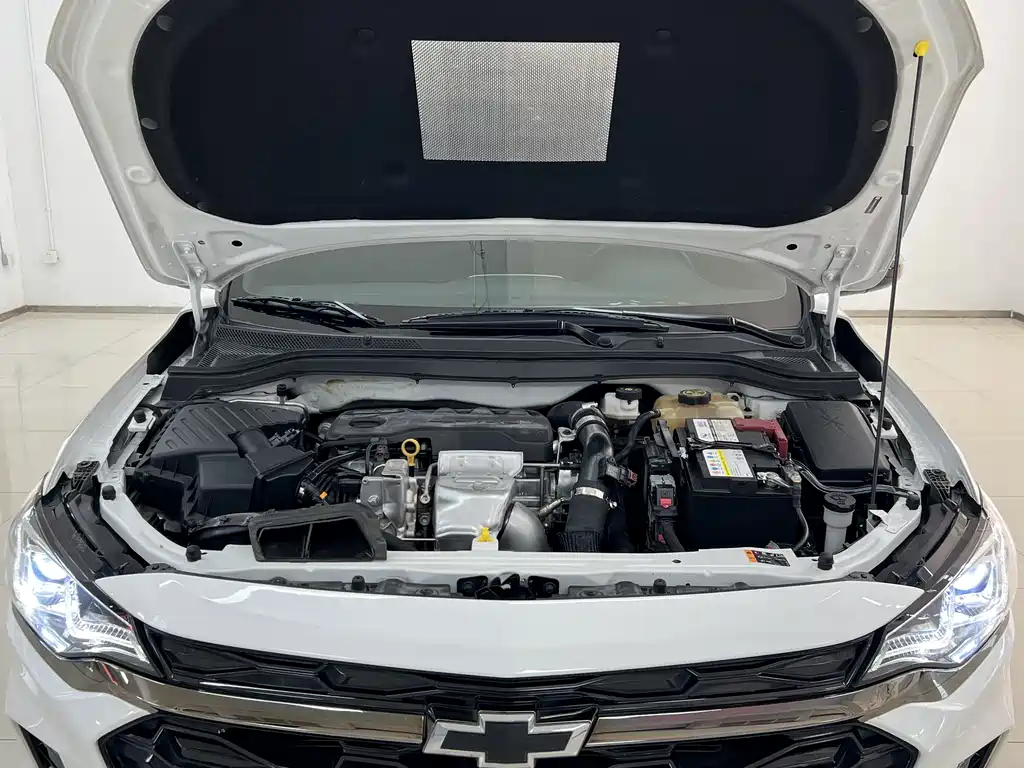 Chevrolet Chevrolet Cruze 2022 Mild Hybrid RS 330T Automatic Comfort Edition 2022 - thumbnail 15