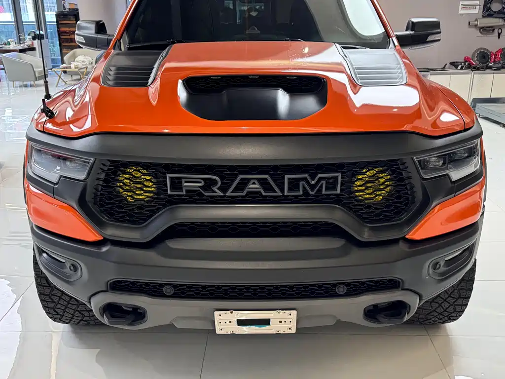 RAM RAM Trucks TRX 2022 6.2L V8 U.S. Specification 2024 - thumbnail 3