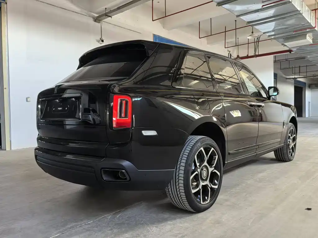 Rolls-Royce Rolls-Royce Cullinan 2020 Black Badge 2026 - thumbnail 5