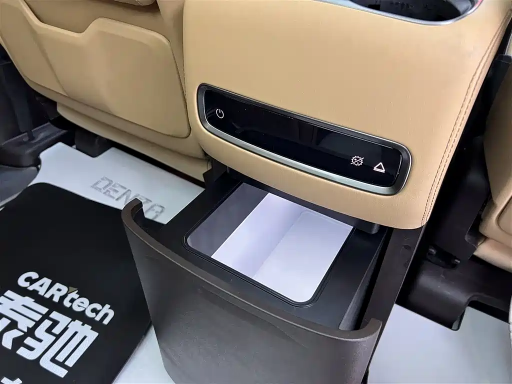 Denza DENZA D9 2024 DM-i 1050 Premium Edition 2025 - thumbnail 27