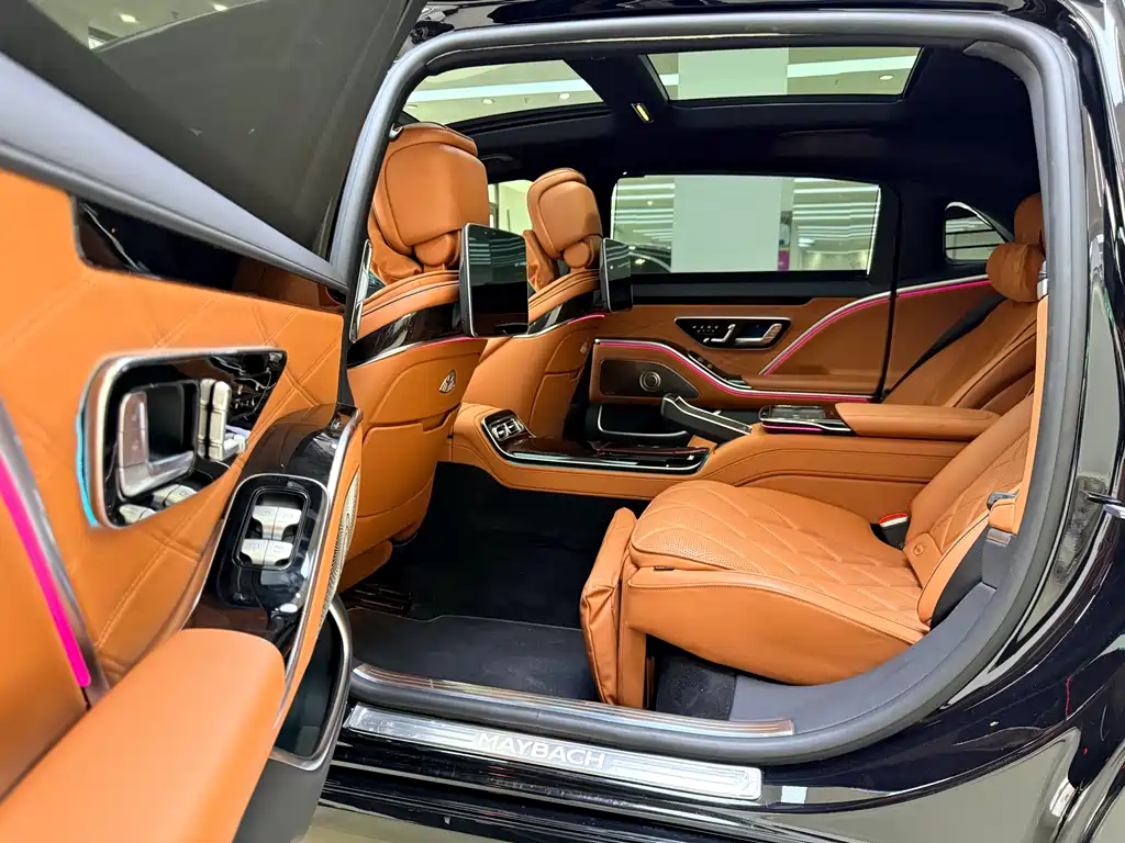 Mercedes-Benz Maybach S-Class 2023 S 480 4MATIC 2023 - thumbnail 8