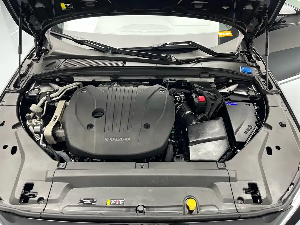 Volvo Volvo S90 2025 B5 Intelligent Luxury Edition 2025 - thumbnail 8