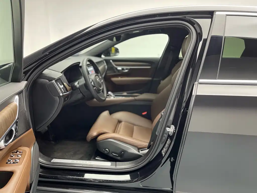 Volvo Volvo S90 2025 B5 Intelligent Luxury Edition 2025 - thumbnail 15