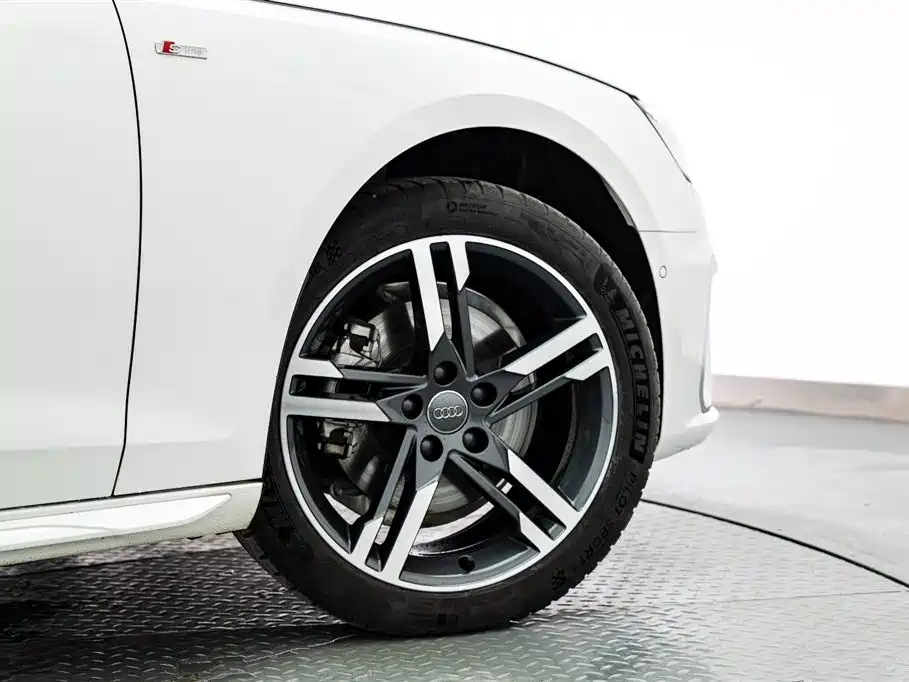 Audi Audi A4L 2020 40 TFSI Premium Dynamic Edition 2020 - thumbnail 20