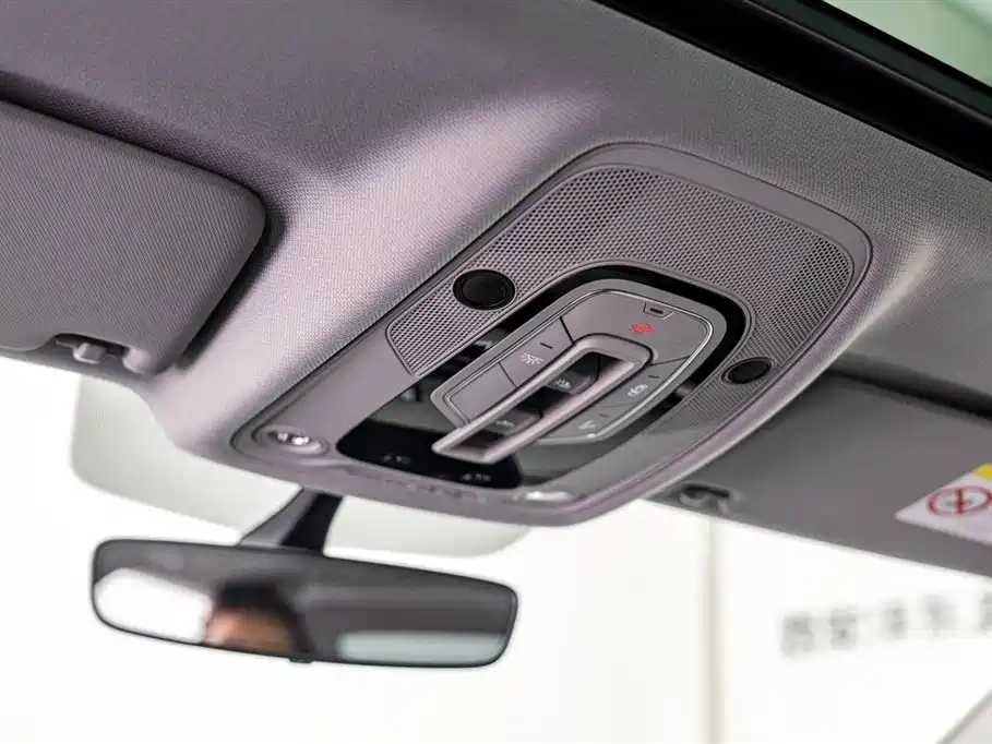 Audi Audi A4L 2020 40 TFSI Premium Dynamic Edition 2020 - thumbnail 24