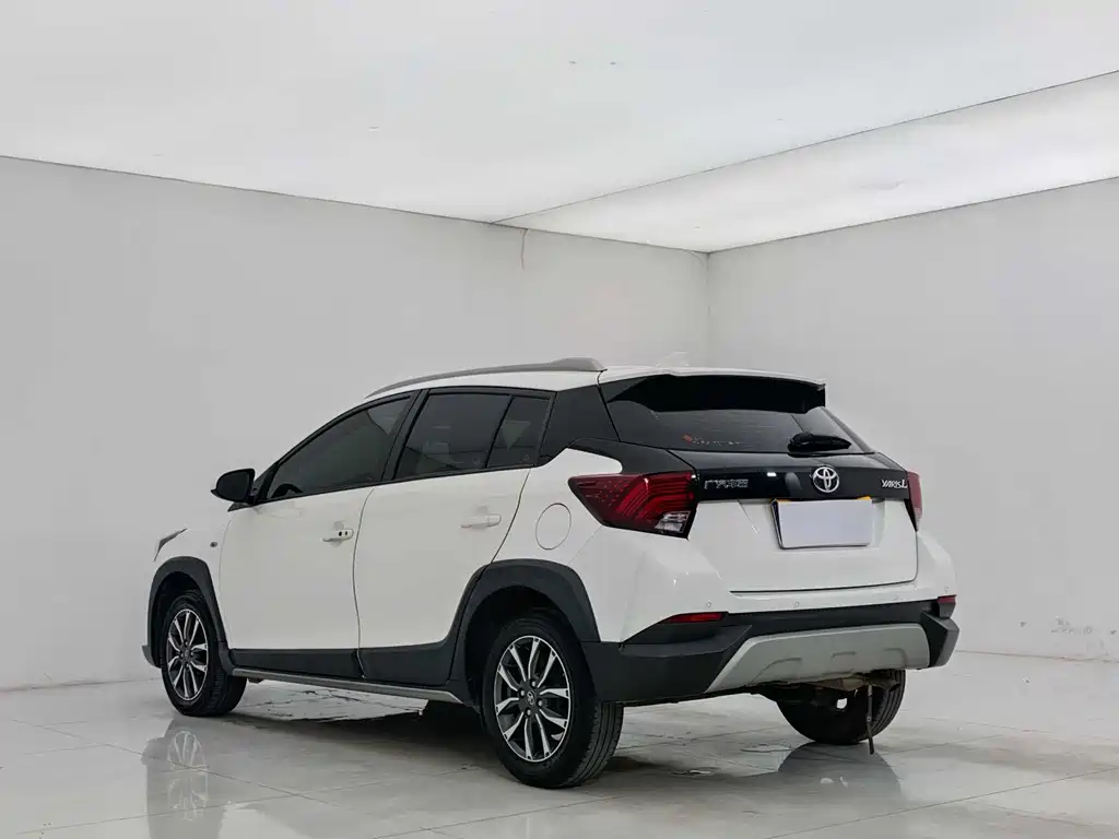 Toyota YARIS L Zhixuan 2022 Zhixuan X 1.5L CVT Luxury PLUS Edition 2022 - thumbnail 4