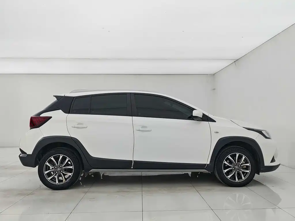 Toyota YARIS L Zhixuan 2022 Zhixuan X 1.5L CVT Luxury PLUS Edition 2022 - thumbnail 8