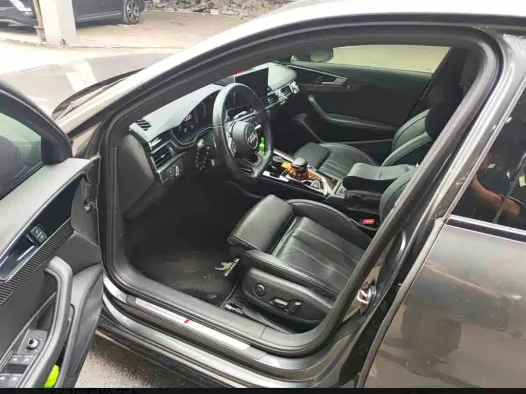 Audi Audi A4L 2022 45 TFSI quattro Premium Dynamic Model 2022 - thumbnail 5