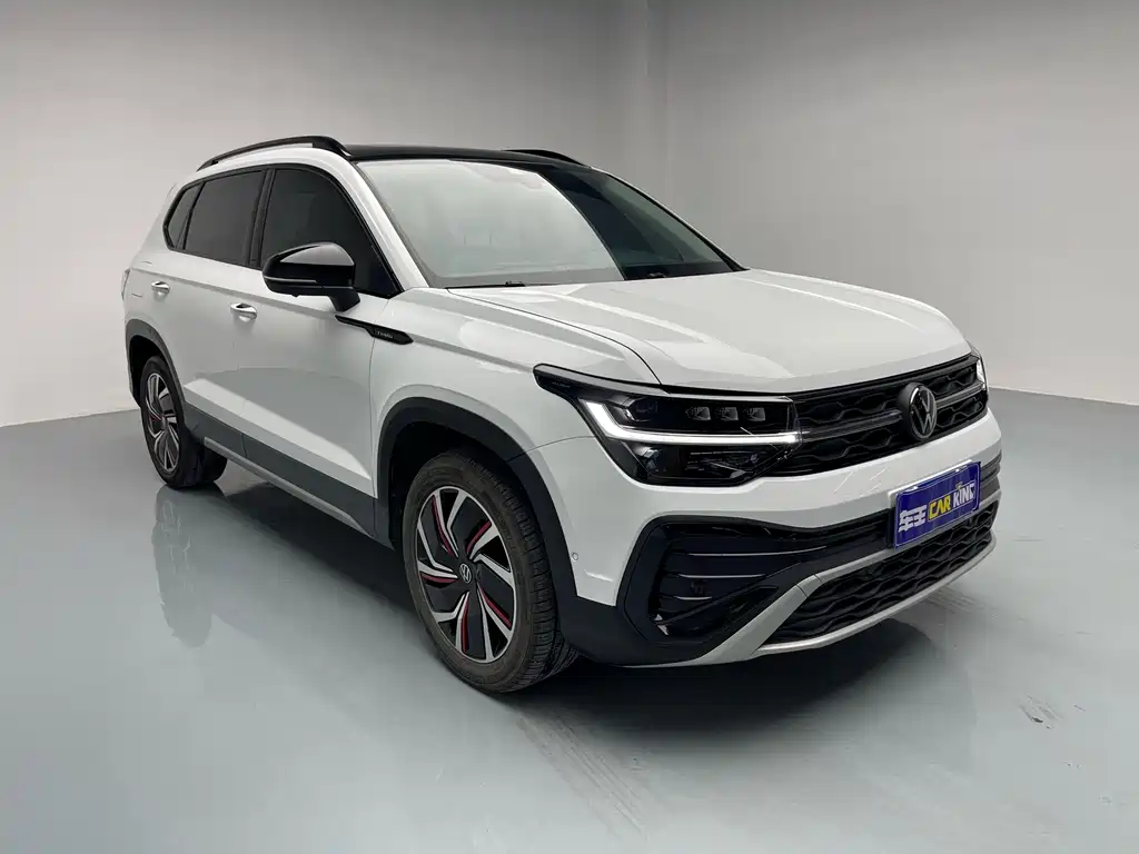 Volkswagen Tharu 2023 300TSI Front-Wheel Drive Moon尊 Edition Note: "月尊" (Moon尊) appears to be a special edition name that may not have an official international translation, so I've kept it as "Moon尊 Edition" since "尊" often indicates a premium/high-end version in Chinese automotive nomenclature. However, if there's an official English name for this specific trim level, it would typically be something like "Premium" or "Luxury" edition. 2023 - thumbnail 30