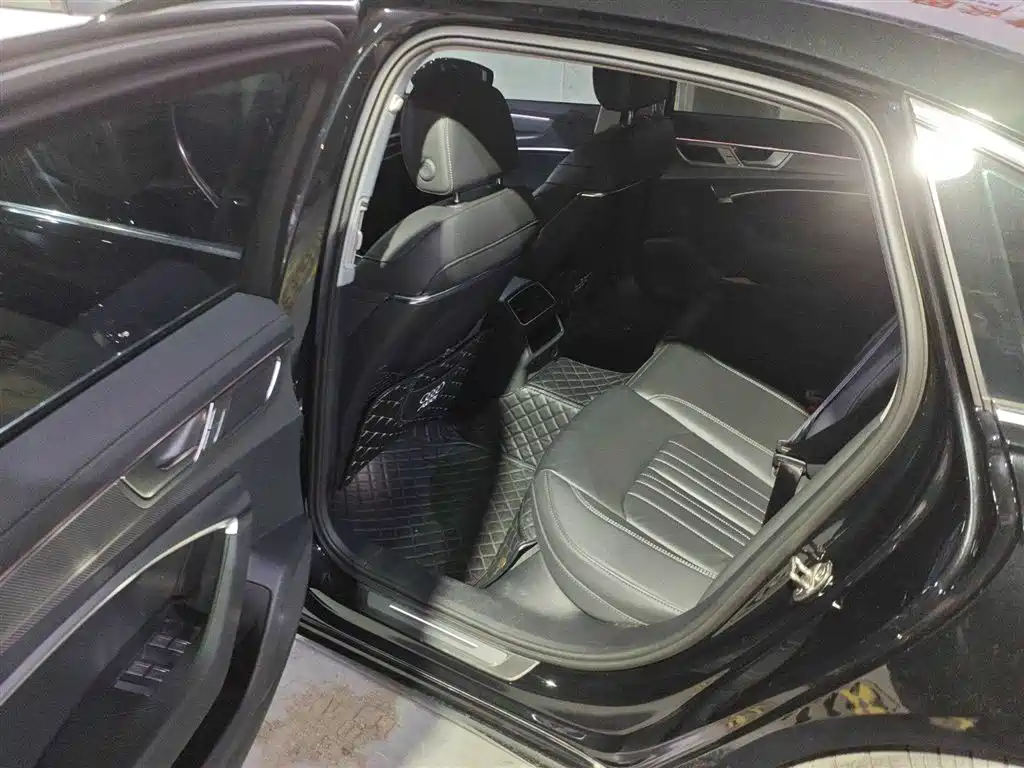 Audi Audi A6L 2024 45 TFSI Premium Dynamic Edition 2024 - thumbnail 5