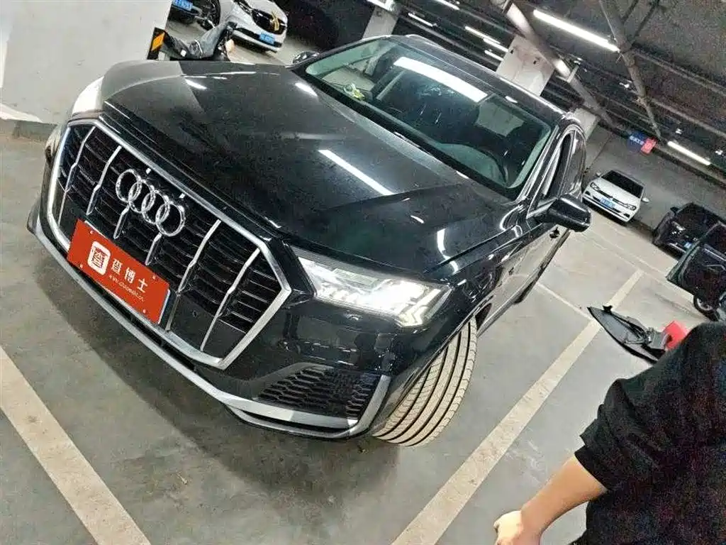 Audi Audi Q7 2023 55 TFSI quattro S line Sport Package 2024 - thumbnail 3
