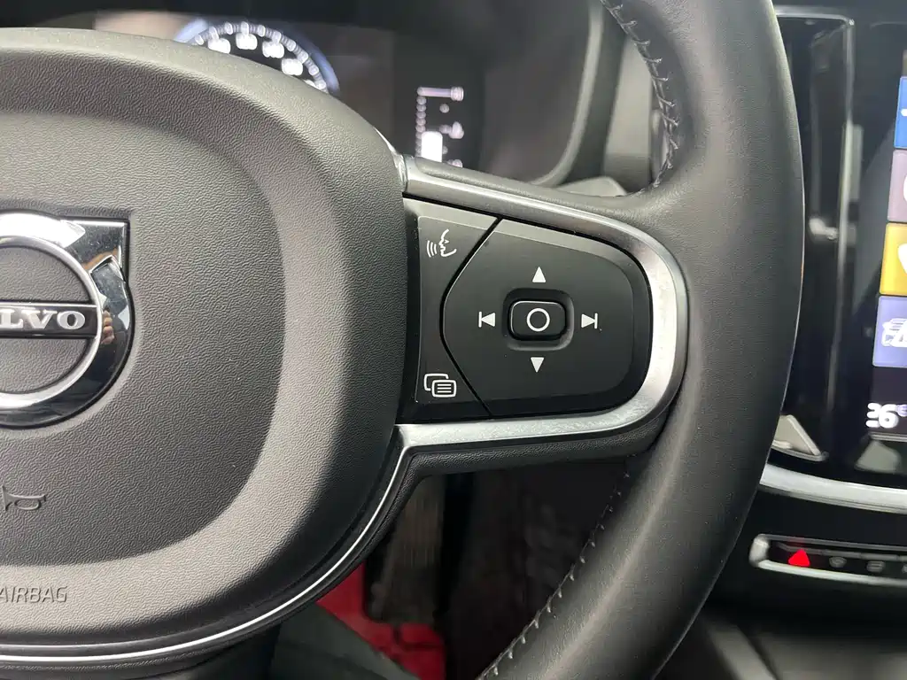 Volvo Volvo S60 2021 T4 Momentum Luxury Edition 2020 - thumbnail 8