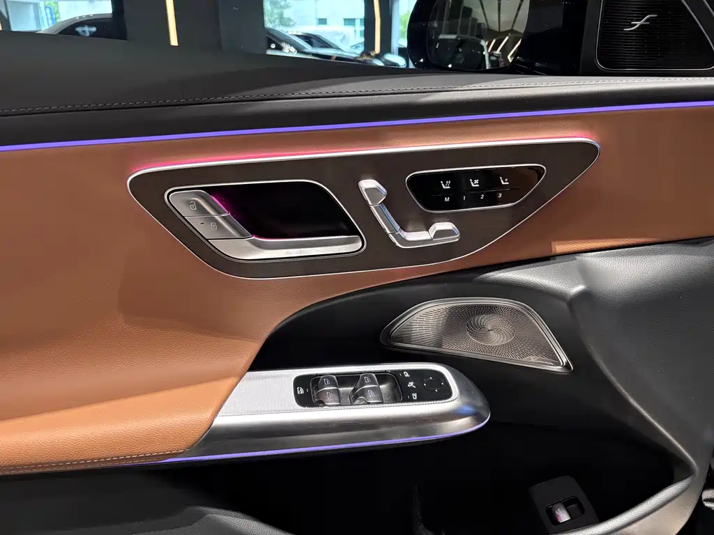 Mercedes-Benz Mercedes-Benz E-Class 2025 Model Year Facelift E 300 L Luxury 2025 - thumbnail 19