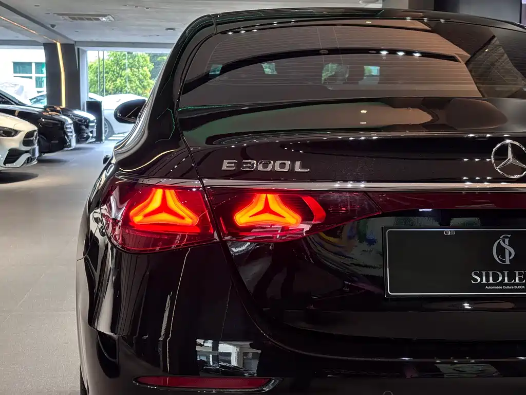 Mercedes-Benz Mercedes-Benz E-Class 2025 Model Year Facelift E 300 L Luxury 2025 - thumbnail 24